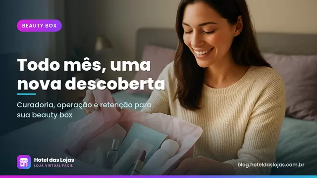 Jovem sentada na cama abre caixa de assinatura com amostras de skincare, batom, máscara facial e perfume