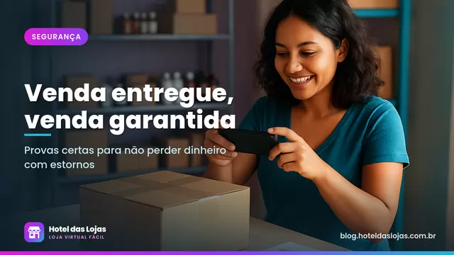 Lojista fotografa caixa lacrada com nota fiscal e etiqueta de envio antes de despachar o pedido