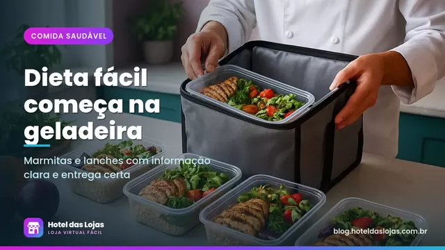Marmitas saudáveis com frango, arroz integral e legumes sendo embaladas em bolsa térmica numa cozinha