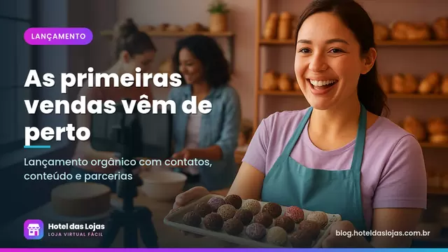 Dona de confeitaria gravando vídeo com celular no tripé mostrando bandeja de doces para divulgar a loja virtual