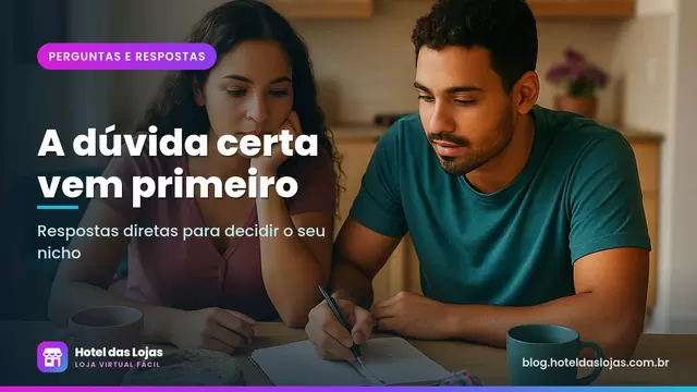 Casal conversando à mesa com caderno de anotações e amostras de produtos, decidindo o nicho da loja