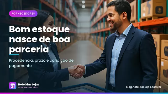 Lojista e representante de distribuidora apertam as mãos em depósito com caixas de eletrônicos nas prateleiras