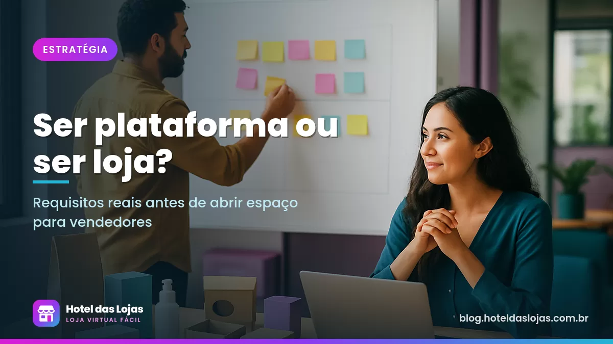 Dois empreendedores planejando em quadro branco com caixas de produtos de pequenas marcas sobre a mesa