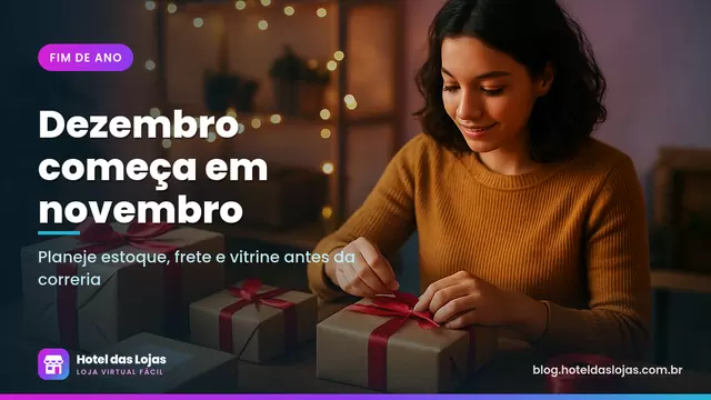 Lojista embala presentes de Natal com fitas vermelhas em uma bancada com caixas de papelão e luzes ao fundo